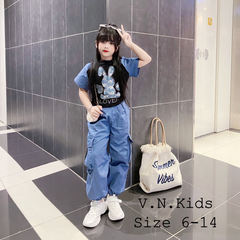 Bộ đính đá Gấu,Thỏ + quần Jean bom cho Bé size đại 17kg-42kg