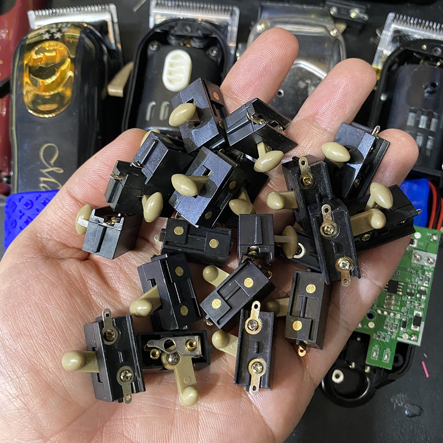 Công tắc Akuma thay thế cho tông đơ Magic tàu, Kemei, F32, F35, M28