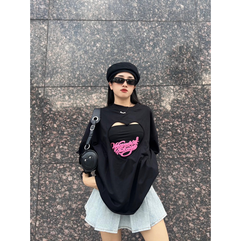 Áo phông khoét hình tim kèm quây