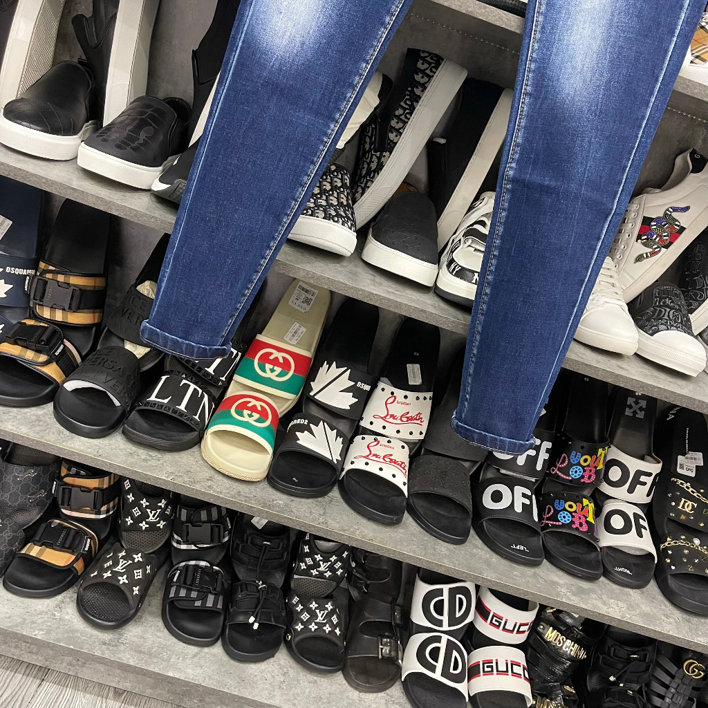 Quần jean bò nam Dsq2 slimfit xanh wash kẻ bạc trơn dập nổi chữ ICON đen sau đùi đơn giản basic QJ302P