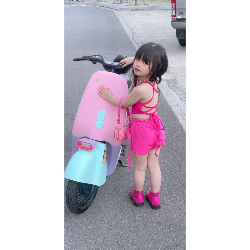 Quần váy vạc chéo xếp ly cho bé