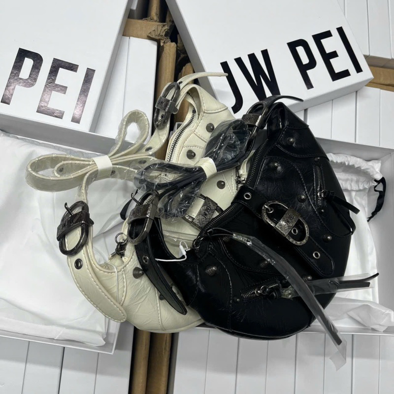 Túi Jw pei dáng hobo kẹp nách