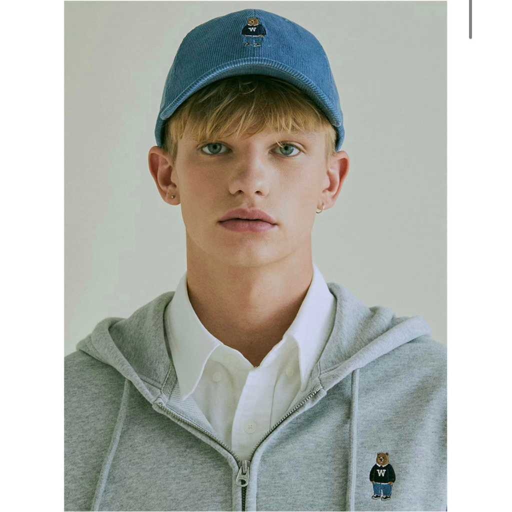 Mũ lưỡi trai nhung gấu nhỏ