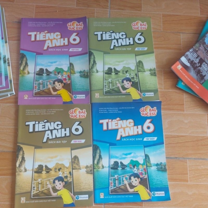 TA lớp 6 tặng kèm bao nhãn + bao sách