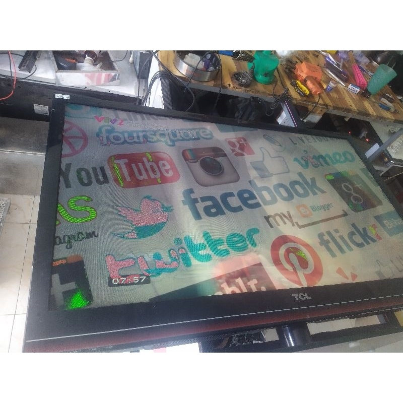 Bo mạch tivi TCL L39F2300A