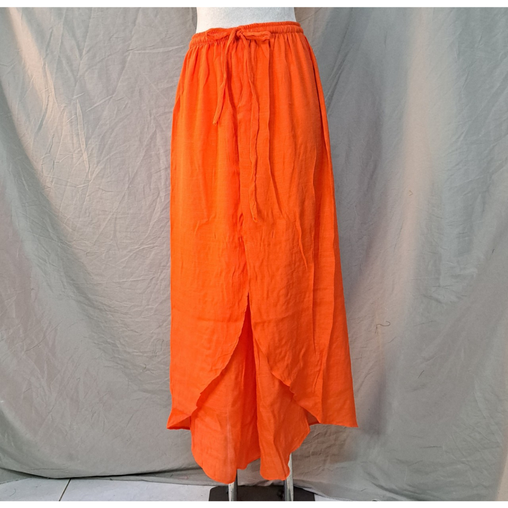 Quần xô gân,2 tà độc đáo