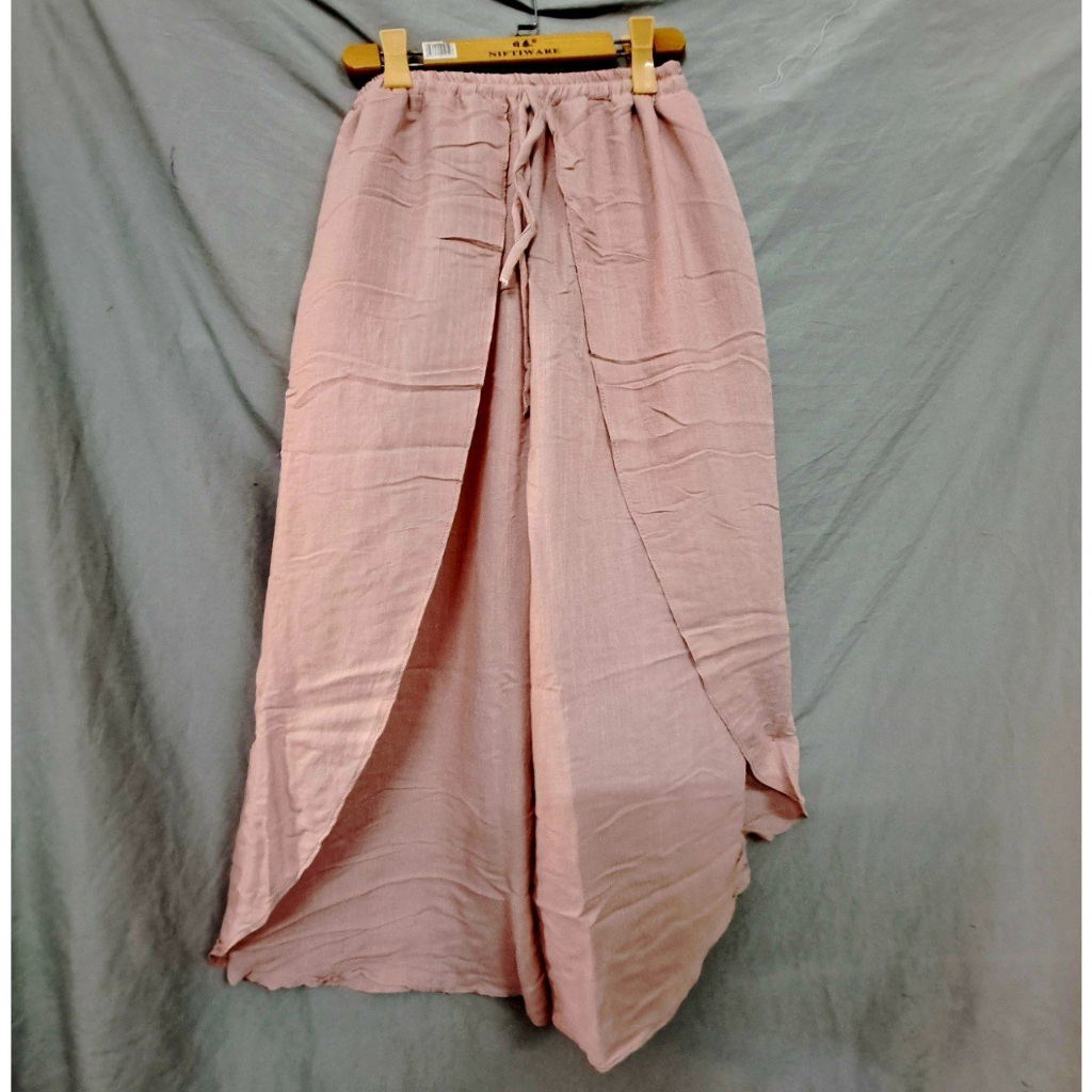 Quần xô gân,2 tà độc đáo