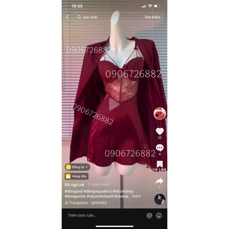 Manocanh bikini cổ nhọn