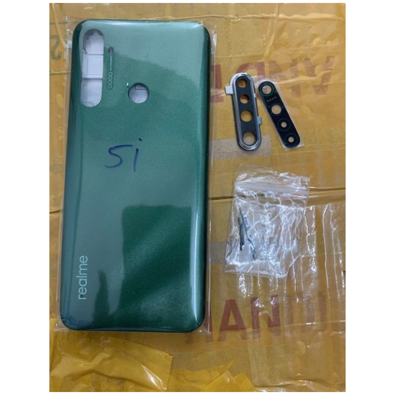 Vỏ máy Oppo Realme 5 pro đã bao gồm kính cam, khay sim chuyên lắp dựng máy, thay thế khi bị vỡ hỏng