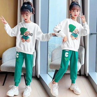 Bộ đồ bé gái thu đông BUBY KID FASHION bn140 họa tiết chữ moschi cá tính dễ thương cho bé 16-40KG