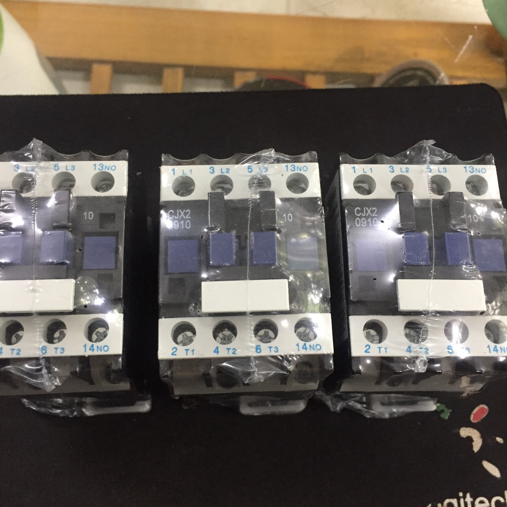 Khởi Động Từ 9A- Contactor PEOPLE CJX2 9A COIL 220V (PEOPLE CJX2 Contactor)