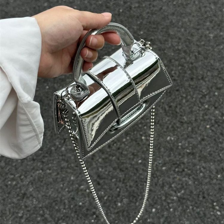 Túi xách nữ mini màu bạc phong cách thời trang mã T01