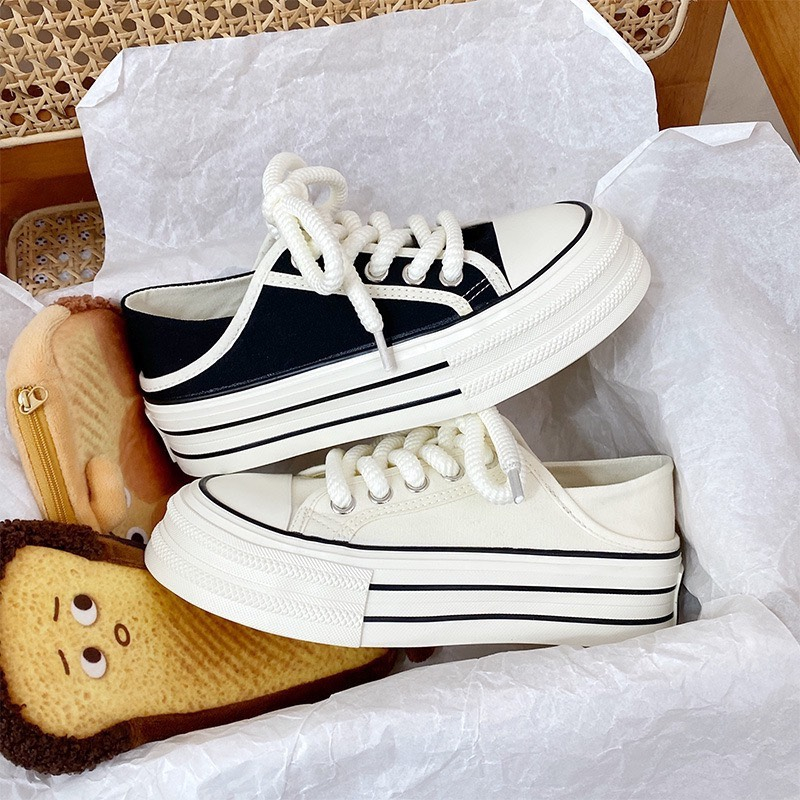 Min's Shoes - Giày Sục Thể Thao Phối Màu Phong Cách TT211 Form To Nên Đi Lùi Size