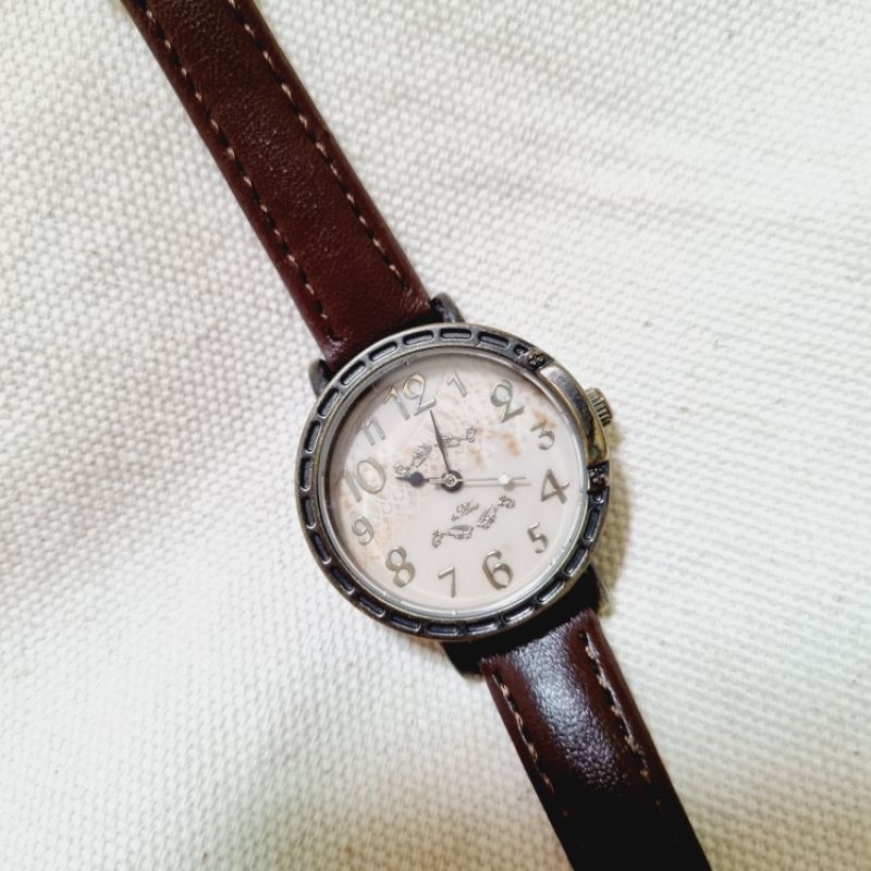 Đồng hồ nữ máy Nhật