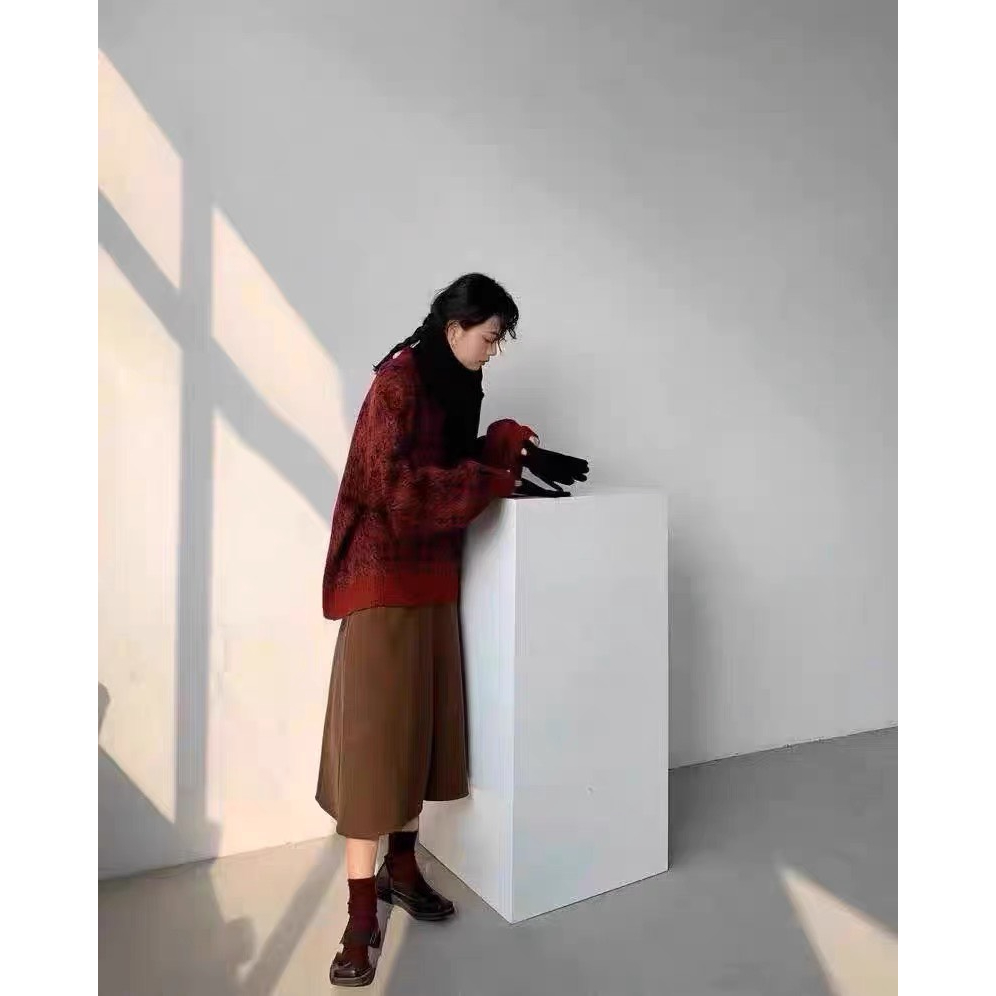 Áo len màu đỏ tím form rộng style vintage Hàn Quốc họa tiết ziczac