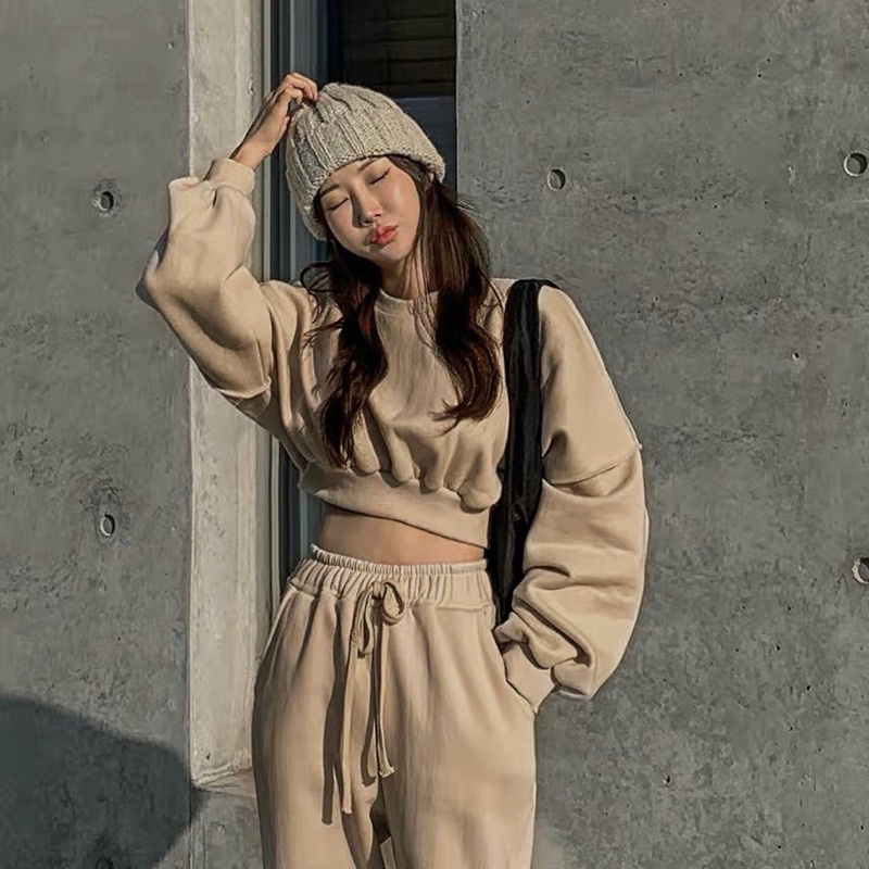 Bộ nỉ trơn áo dáng crotop 3 màu be nâu xanh cho nữ