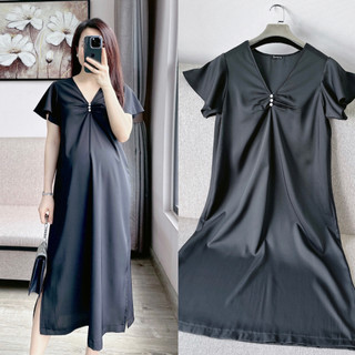 Váy bầu lụa đen cổ V ngọc