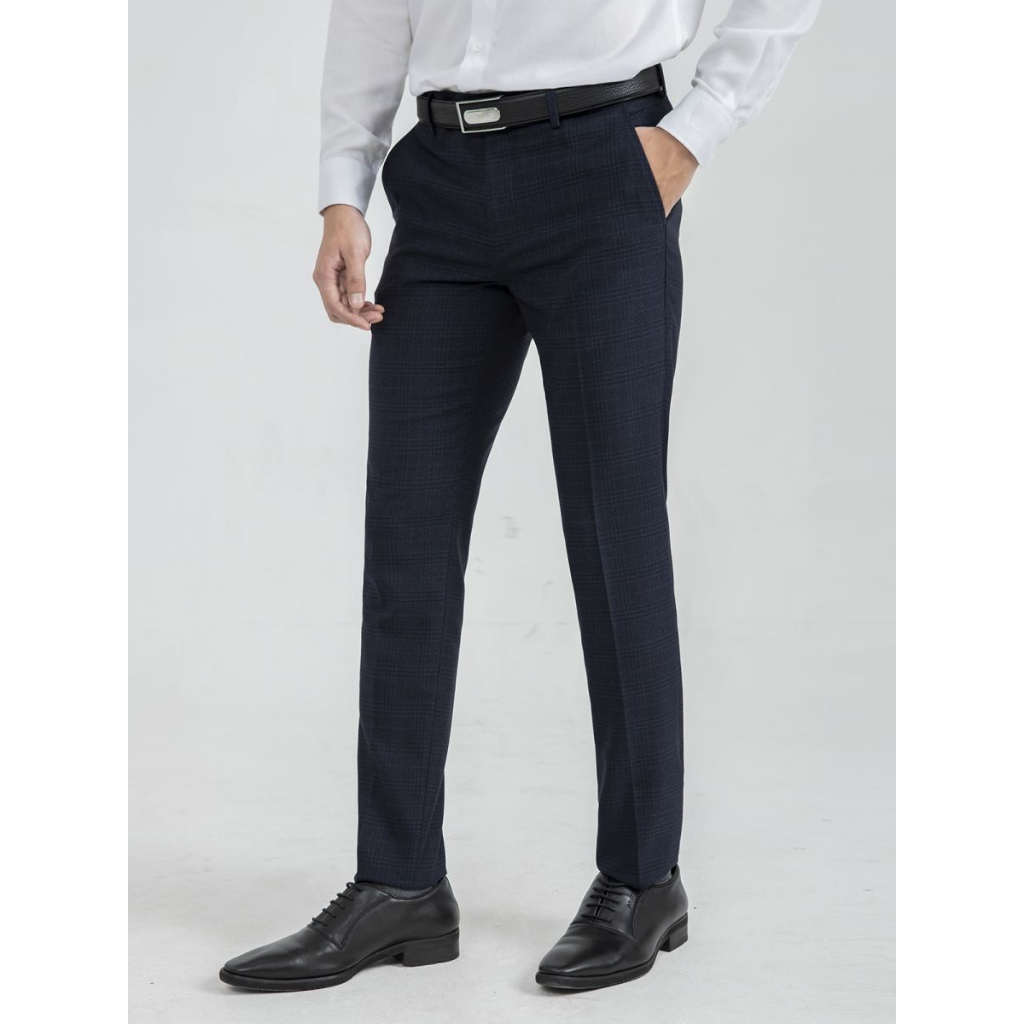 Quần âu nam Aristino họa tiết kẻ form slim co giãn nhẹ ATR01001