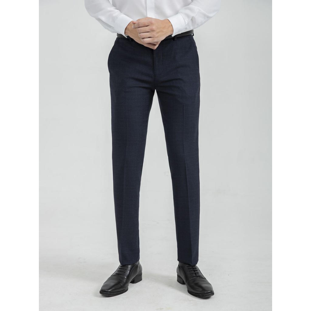 Quần âu nam Aristino họa tiết kẻ form slim co giãn nhẹ ATR01001