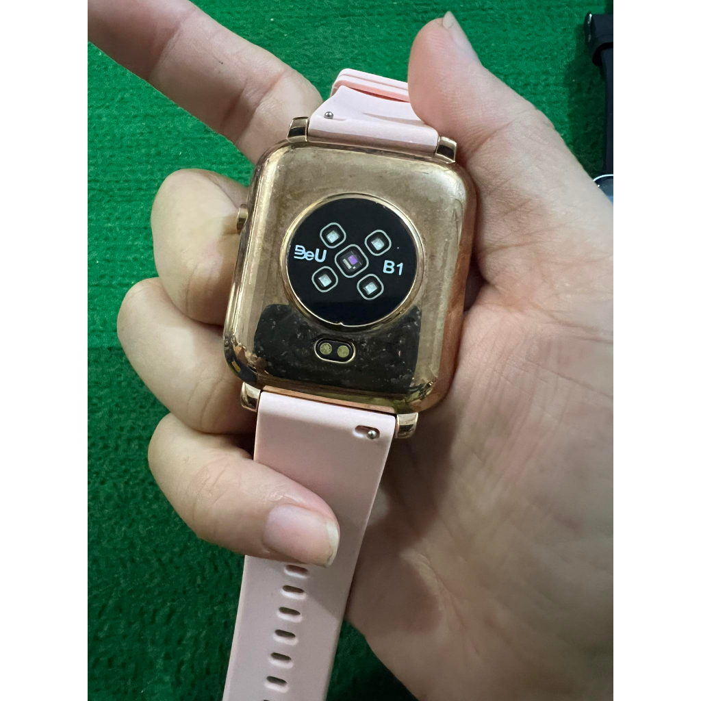 Đồng Hồ Thông Minh BeU-B1 Màu Đen Hồng Theo Dõi Sức Khoẻ Không Kèm Sạc