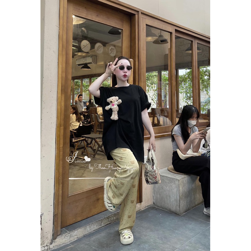 SET BỘ ÁO TRƠN ĐÍNH GẤU MIX QUẦN SUÔNG 2 MÀU