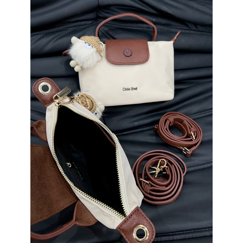 🔥Túi xách đeo chéo nữ CHIO 2ND CROSSBAG chất vải chống thấm dày dặn màu kem phối nâu size 19 cm