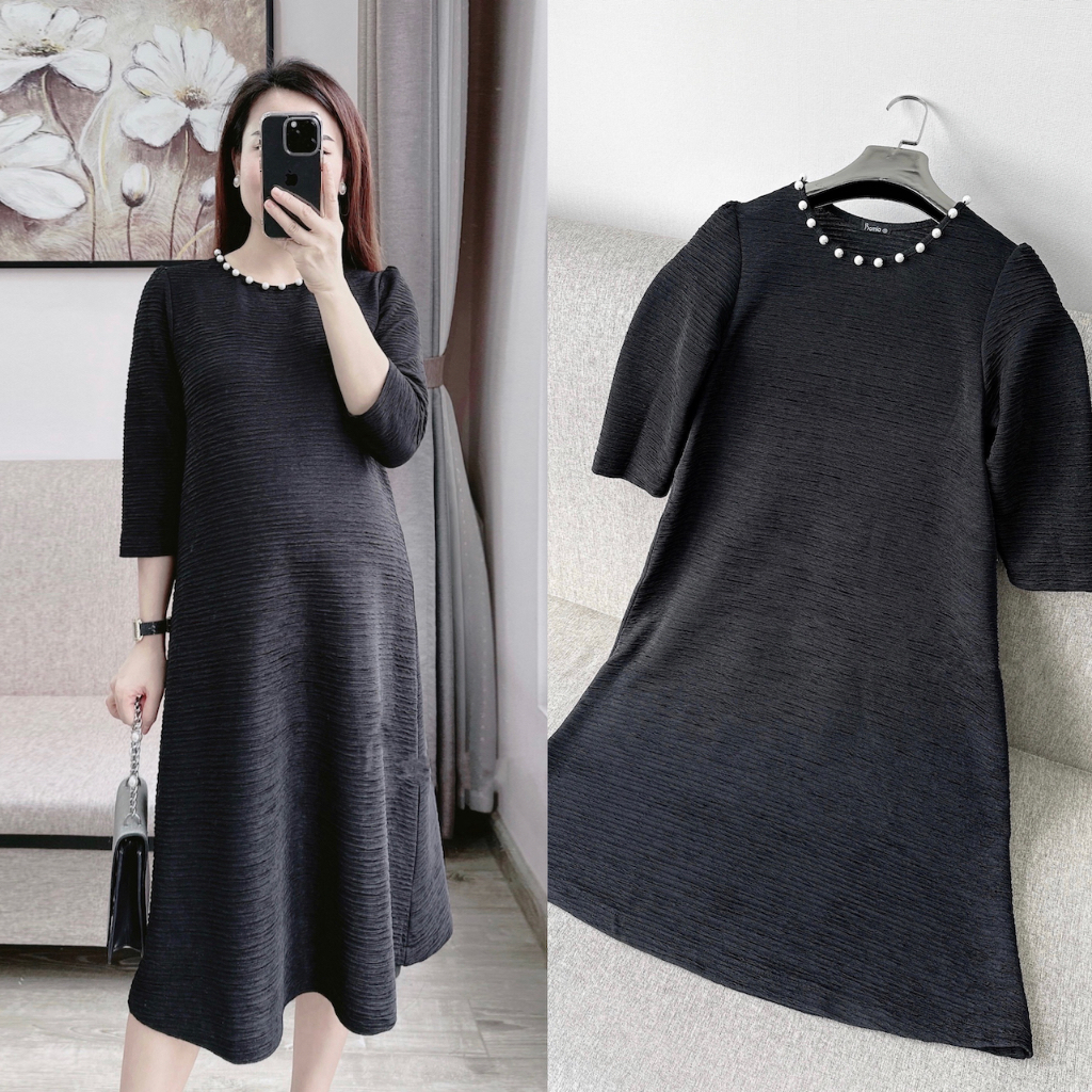 Váy bầu gân đen cổ ngọc