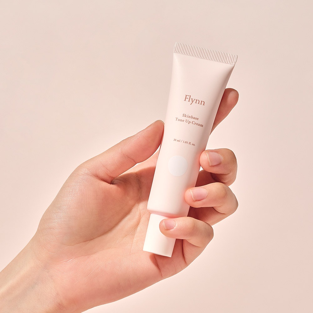 Kem nâng tông da Flynn Skinbase Tone Up Cream 30ml