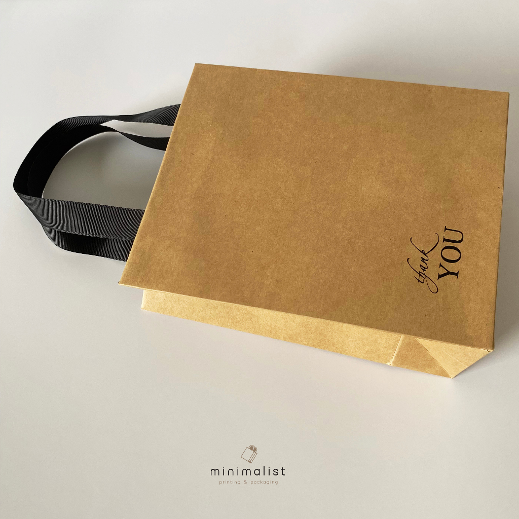 - Túi giấy kraft đựng quà, nước hoa, mỹ phẩm, quà tặng - Size vừa - Quai ruy băng dán cao cấp