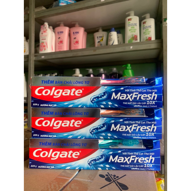 combo 3 kem đánh răng Colgate maxxfesh 225g tặng thêm bàn chải