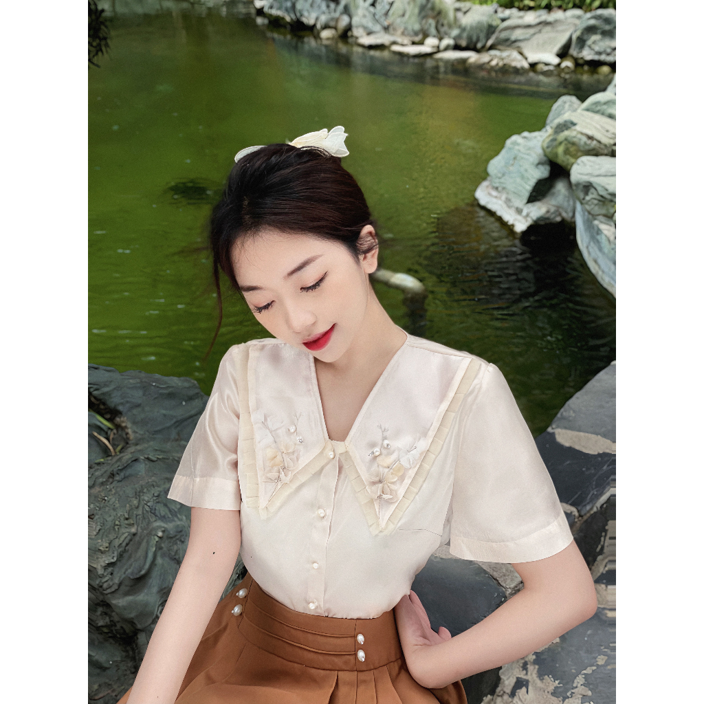 Áo sơ mi công sở thêu hoa màu be by Maysi