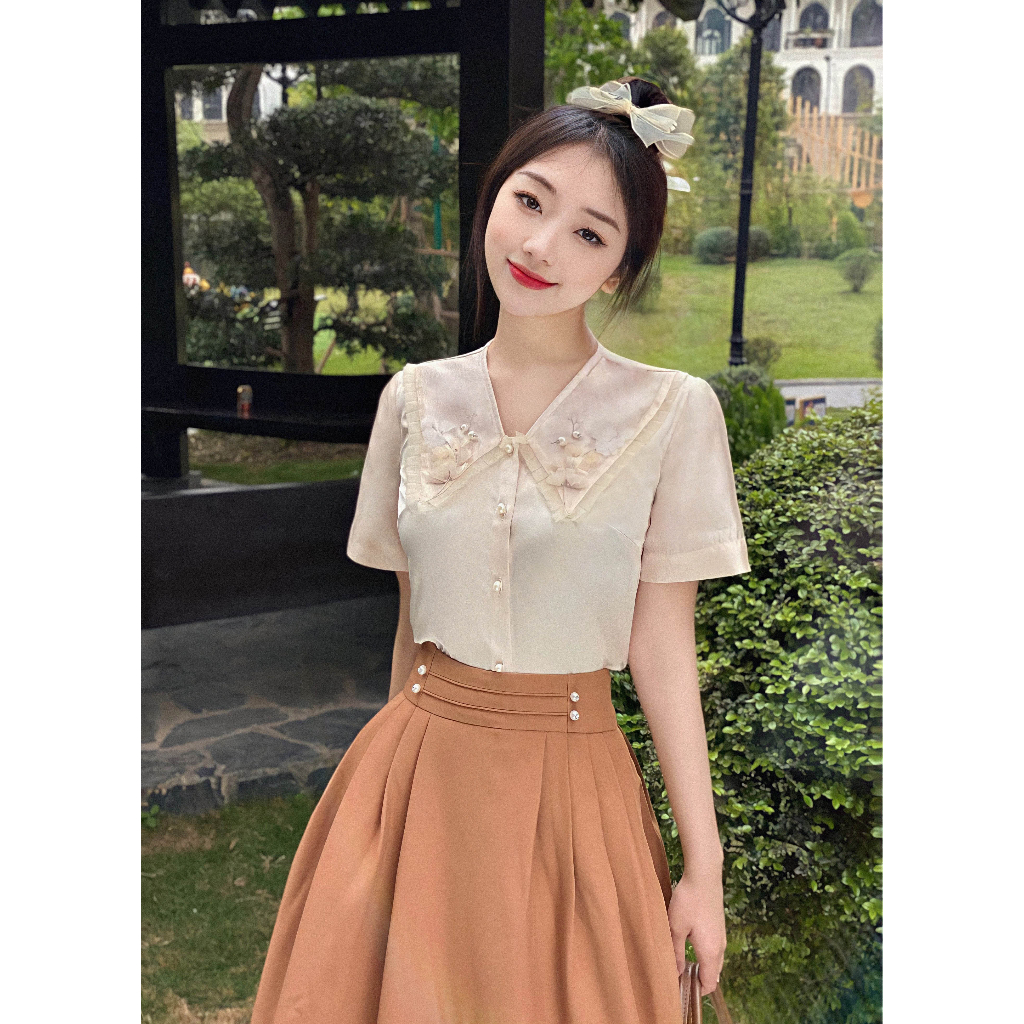 Áo sơ mi công sở thêu hoa màu be by Maysi