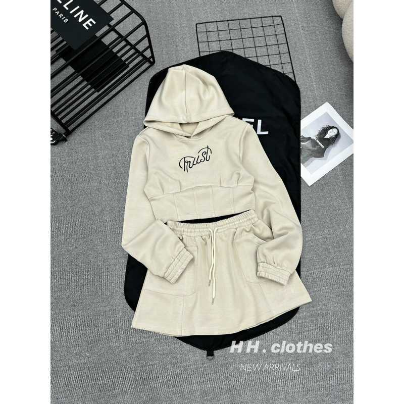 Set áo nón tay dài phối chân váy