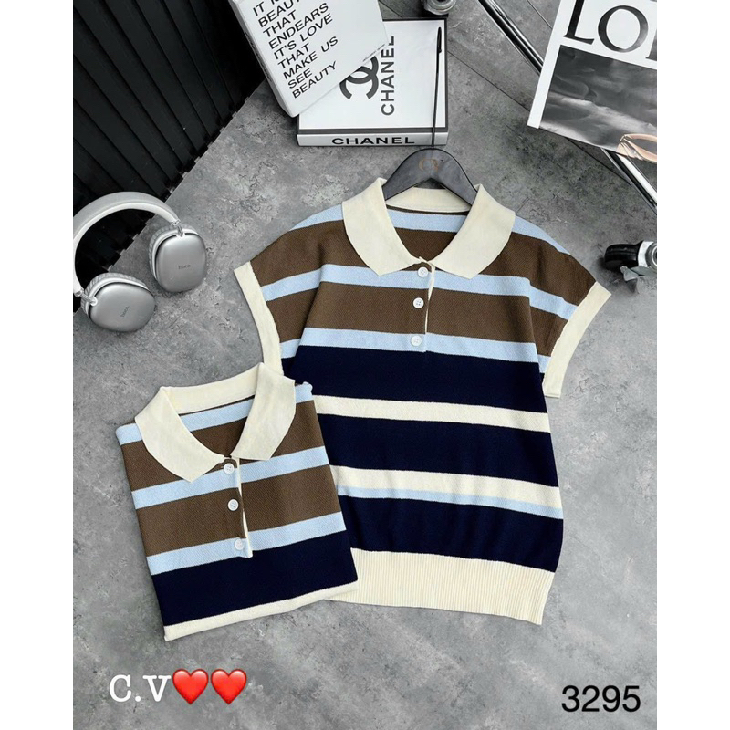 Áo len kẻ ngang màu nâu cổ sen khuy cài A242