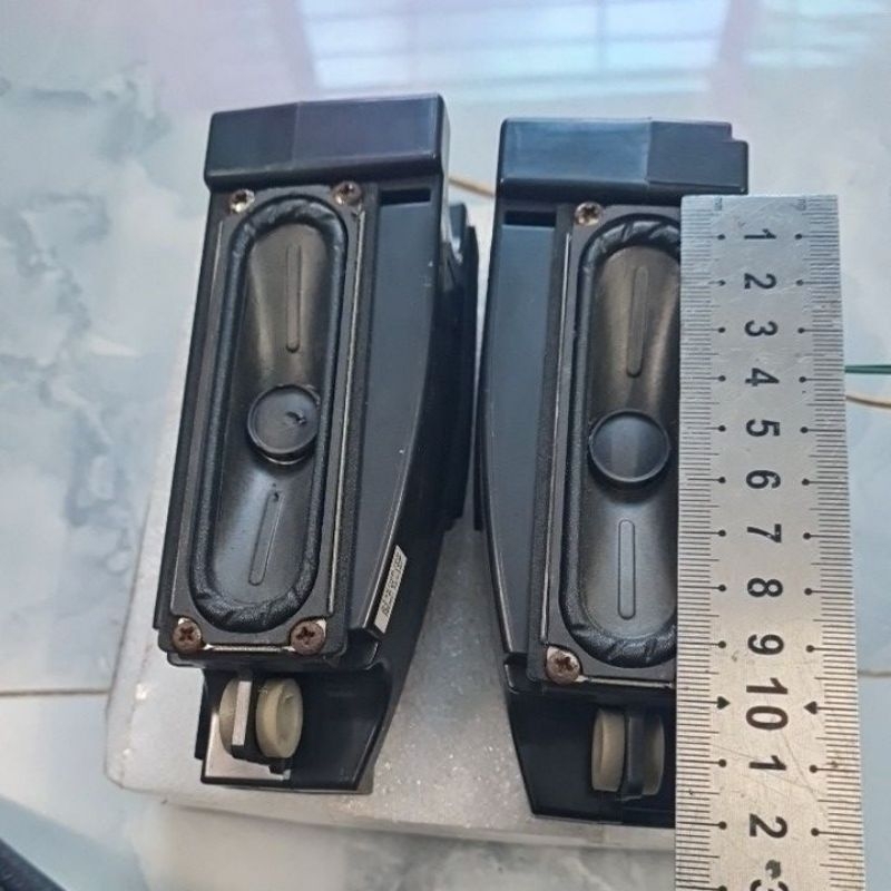 Cặp loa toàn dãi 6ohm / 10w , tháo từ tivi SAMSUNG có sẵn hộp cộng hưởng
