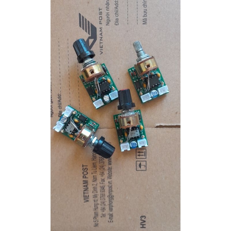 Mạch trộn xung rời V1