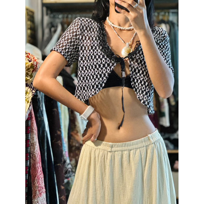 Áo khoác croptop len móc size M