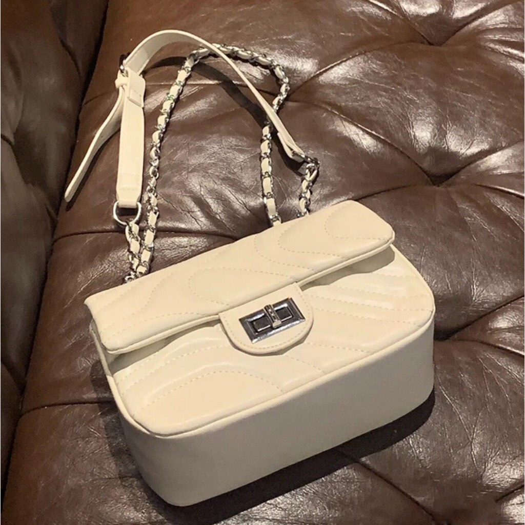 Túi đeo vai hoạ tiết thời trang chất da mềm mẫu mới t56