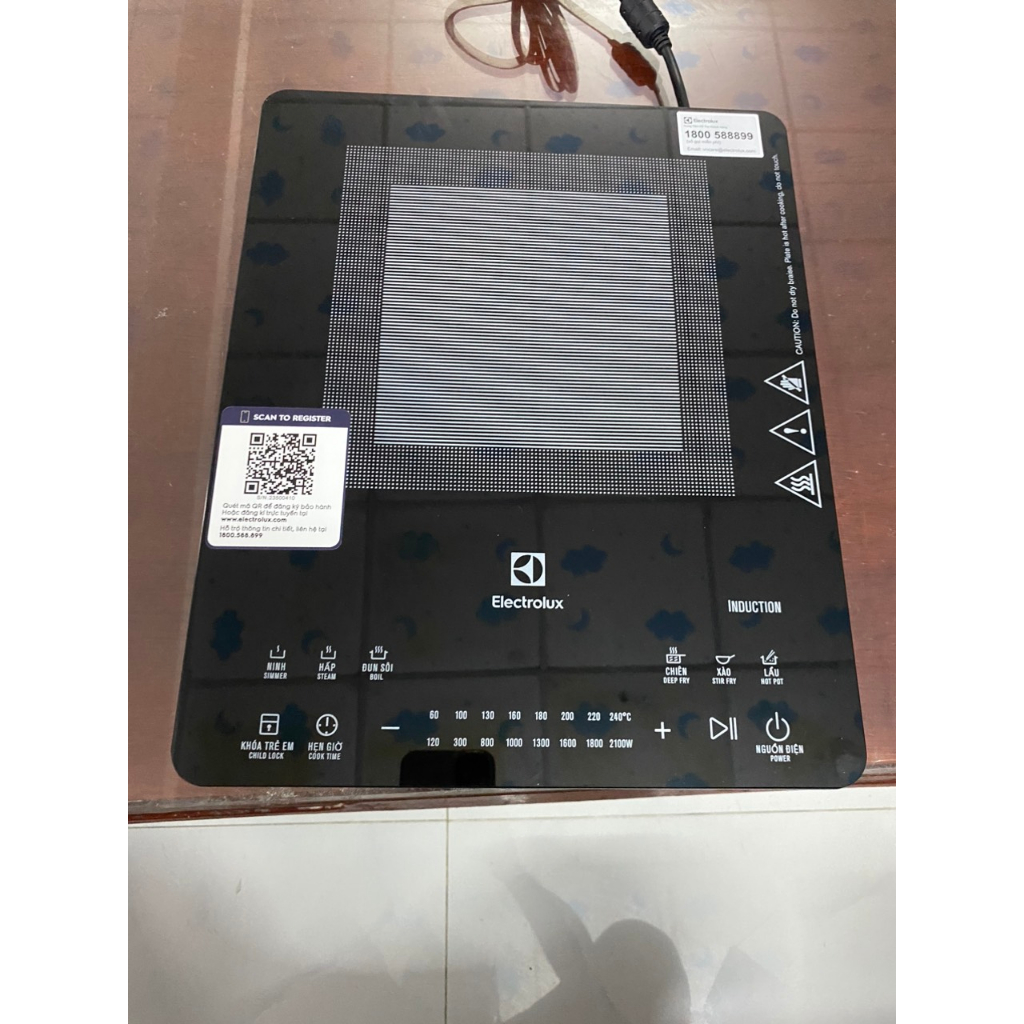 Bếp từ Electrolux ETD42SKS - Hàng trưng bày