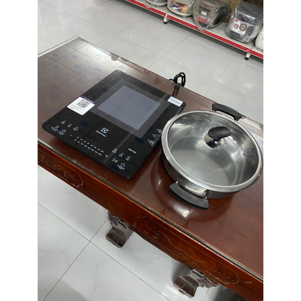 Bếp từ Electrolux ETD42SKS - Hàng trưng bày