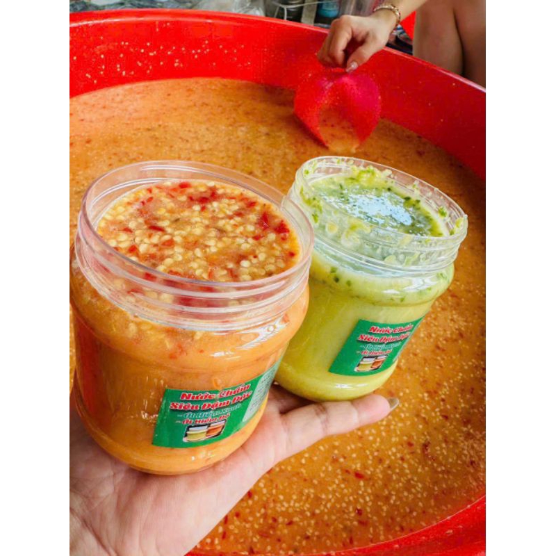 Muôi chấm thần thánh