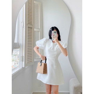 Đầm xòe chất taffta