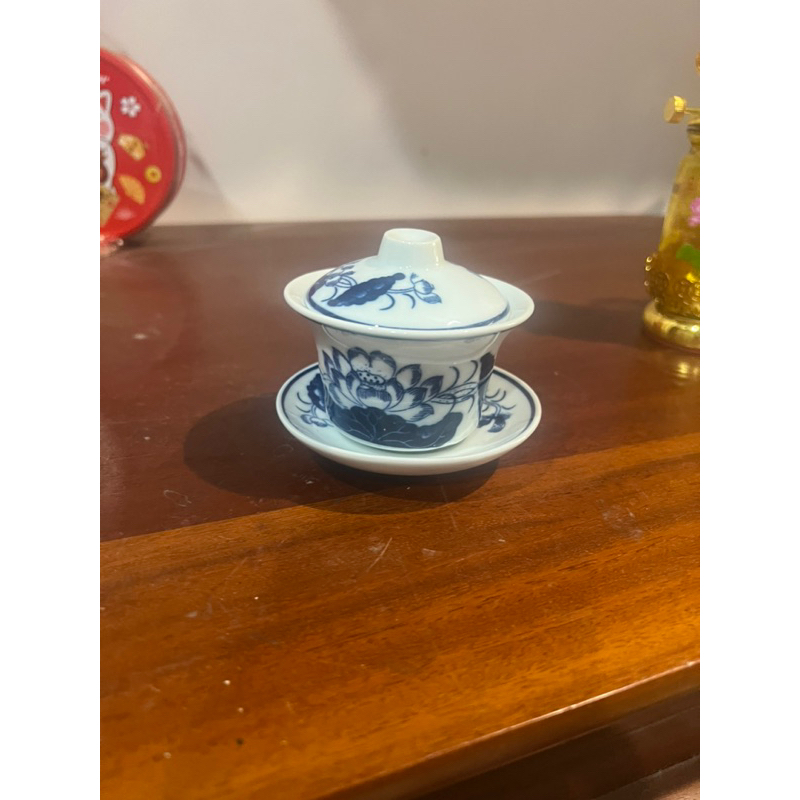 Bát sâm sen, bát nước thờ