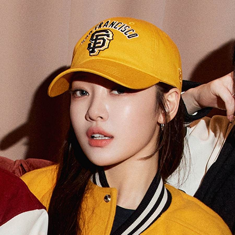 Mũ Nón MLB Varsity Unstructured Ball Cap San Francisco Giants 3ACPV013N-14YEM Màu Vàng | Fox Sneaker