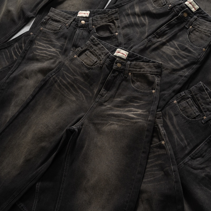 Quần jeans phom rộng đen wash màu SXNVASION