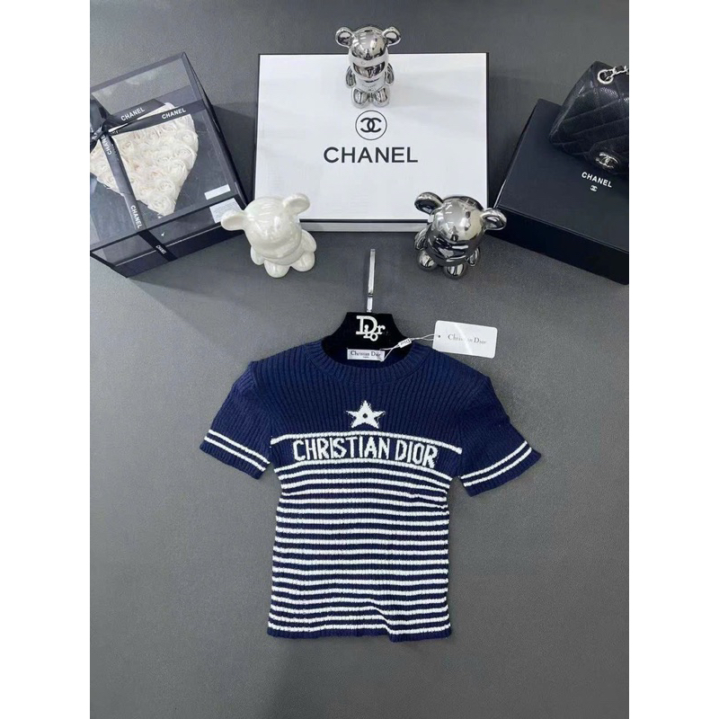 Áo len mongtaghi dệt basic QCCC