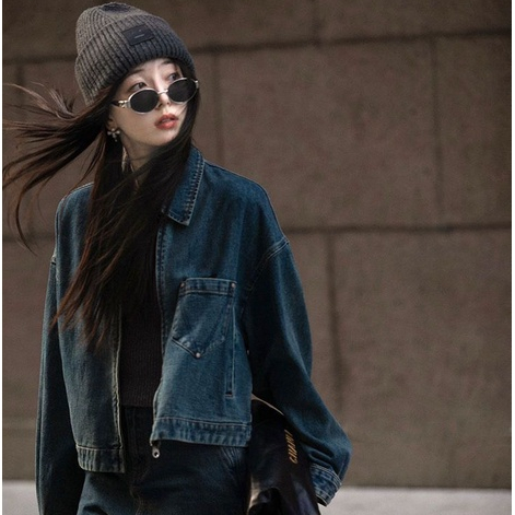 Áo khoác Jean Nữ xanh đậm dáng ngắn phong cách Retro cổ áo Polo Thu Đông Sereinclothing.st2w dành cho nữ