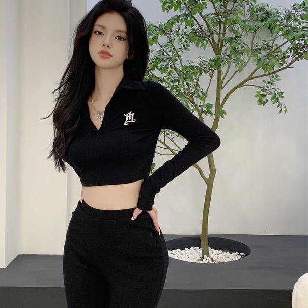 Áo thun polo croptop tay dài  thun gân màu đen Sereinclothing.st2w dành cho nữ