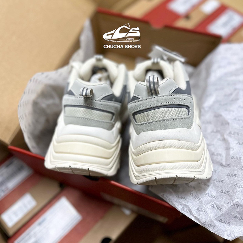 Giày thể thao Fila Interation Kem Beige