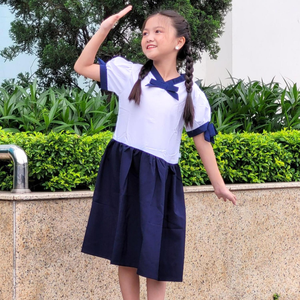 Đồng phục học sinh váy chất lượng đảm bảo cho bé thoải mái mặc đi học